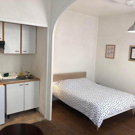 Coeur De Ville Appartement Meuble Angers Exterior photo